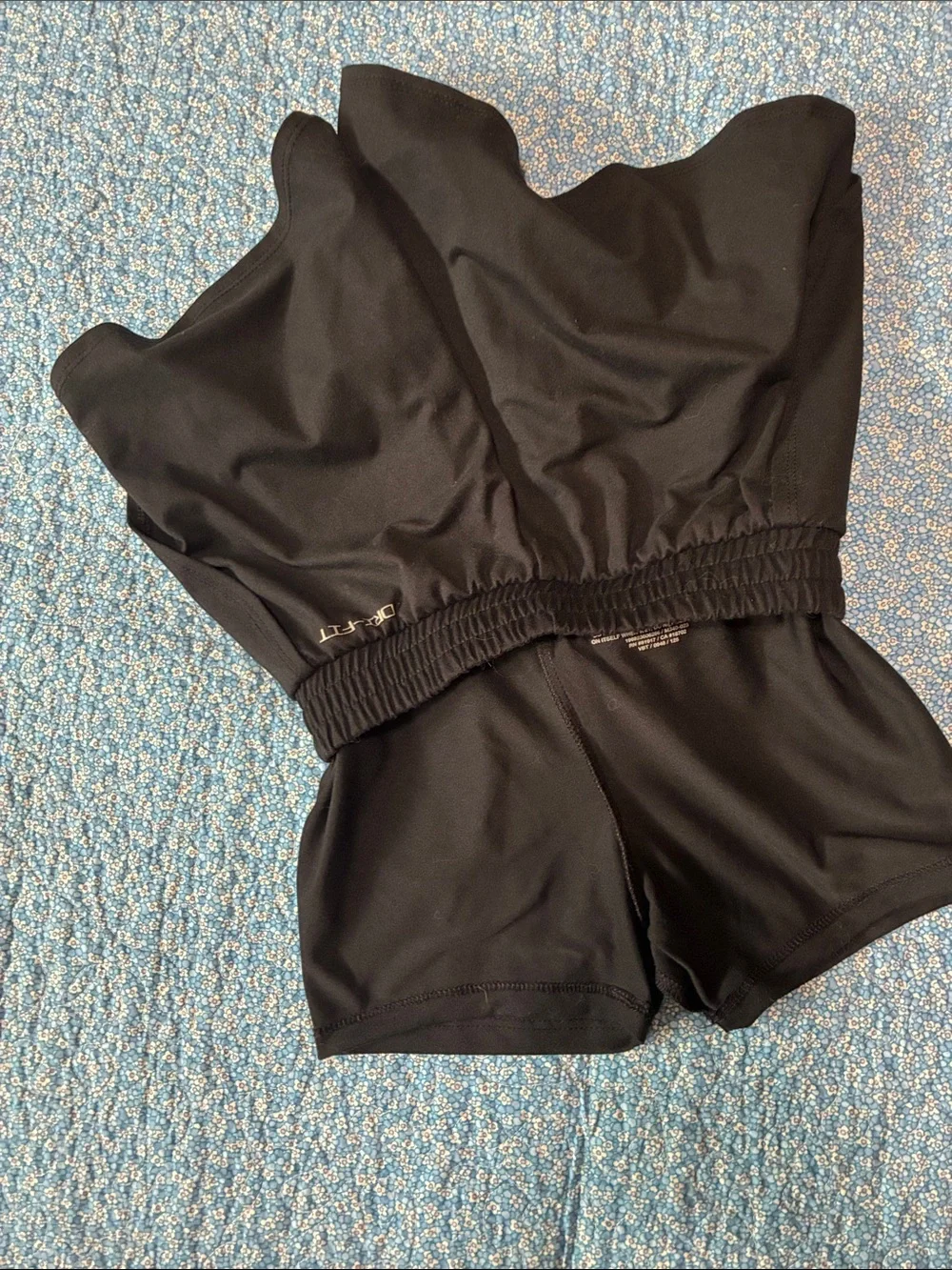 Nike Black Girls Athletic Running Shorts loose fit built in bike short
